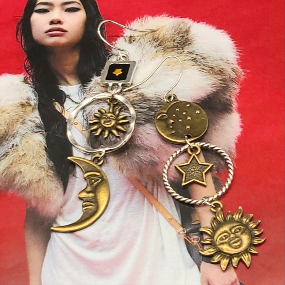 NWT Retro Celestial Creative Moon & Sun Long Chandelier Silver Earrings